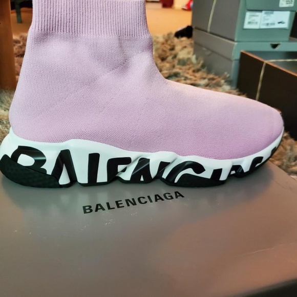 Sockrunner - Picture 2 of 7